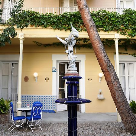 Hotel Medium Renaixenca Sitges Zewnętrze zdjęcie