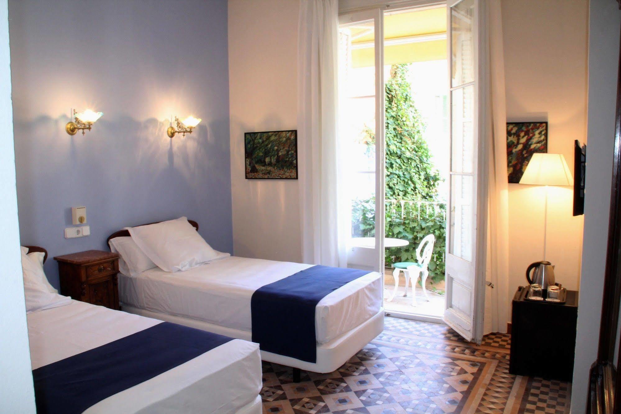 Hotel Medium Renaixenca Sitges Zewnętrze zdjęcie